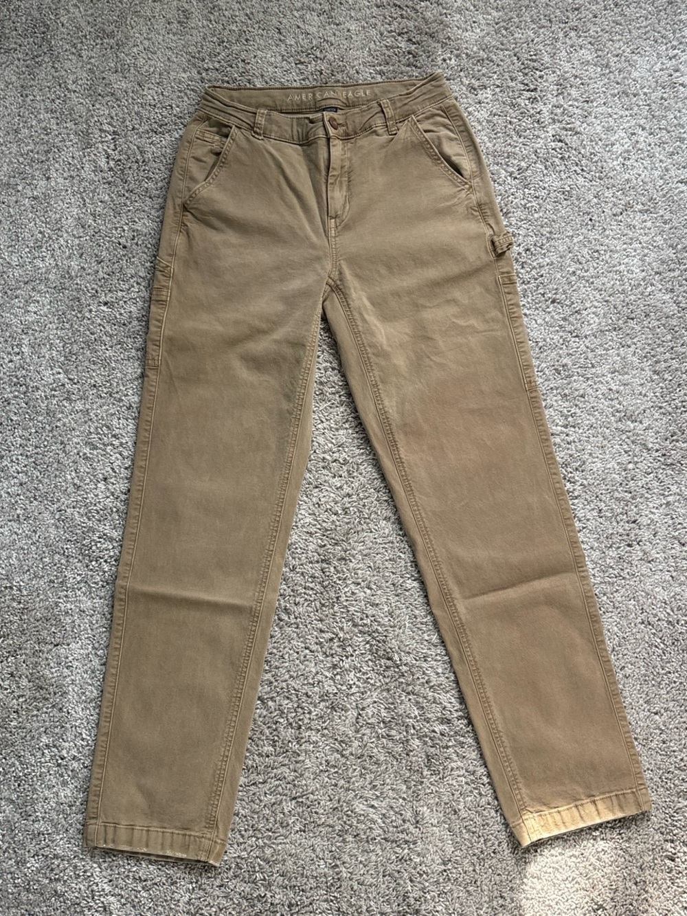 American Eagle Outfitters Women’s Khaki/Tan Cargo Pants
